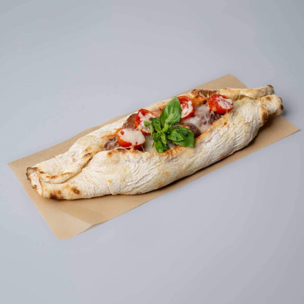 Italian Peinirli: ιταλικά κεφτεδάκια, σάλτσα τομάτας-βασιλικού, φρέσκια μοτσαρέλα.